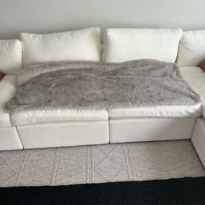 Threshold faux fur blanket.